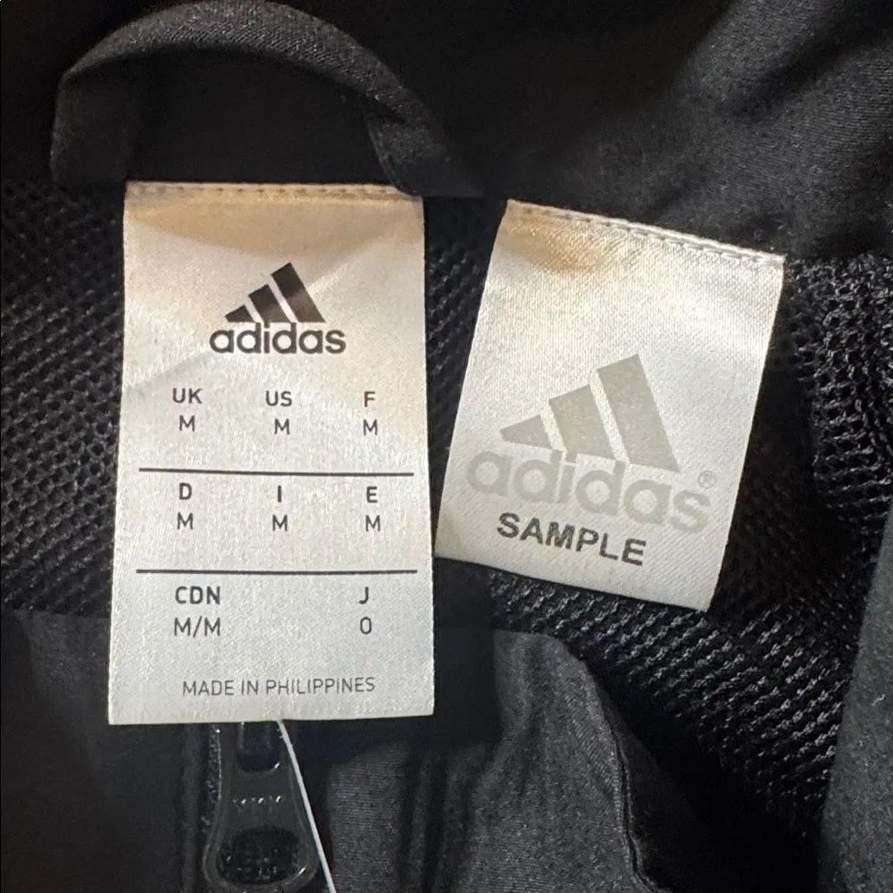 Adidas Men’s Full Zip Black Athletic Jacket Lightweight Size M RARE SAMPLE NEW